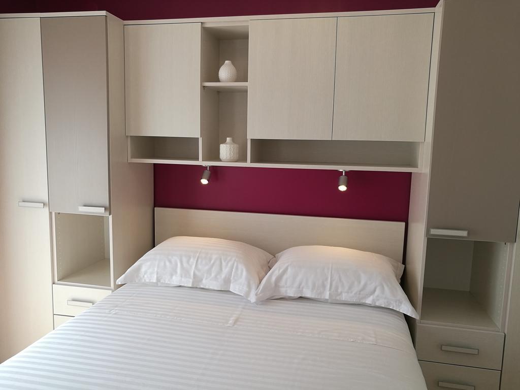 Apartments Benika Бол Экстерьер фото
