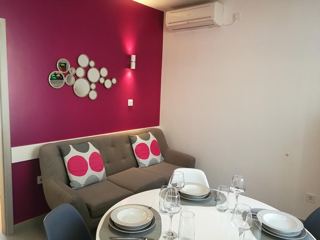 Apartments Benika Бол Экстерьер фото